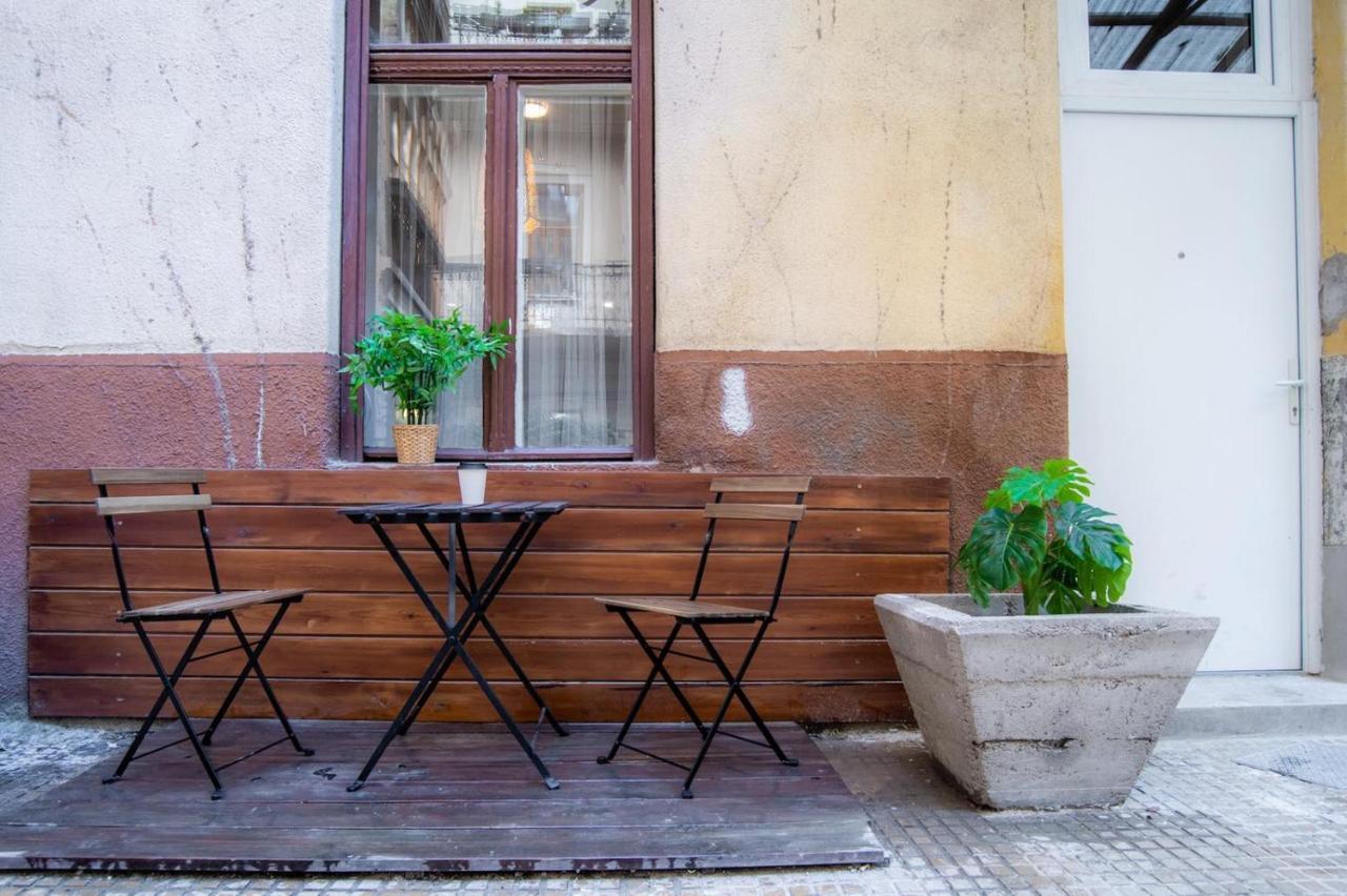 Apartment In Super Location M9 Budapest Exteriör bild